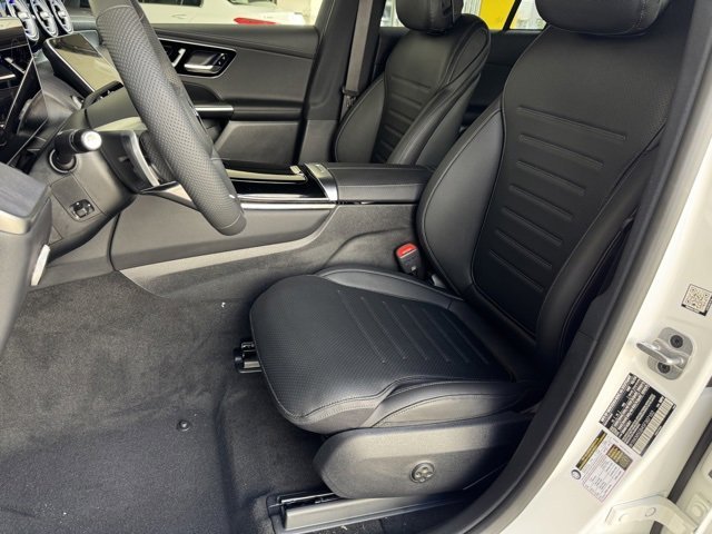 2025 Mercedes-Benz GLC Base - Photo 29