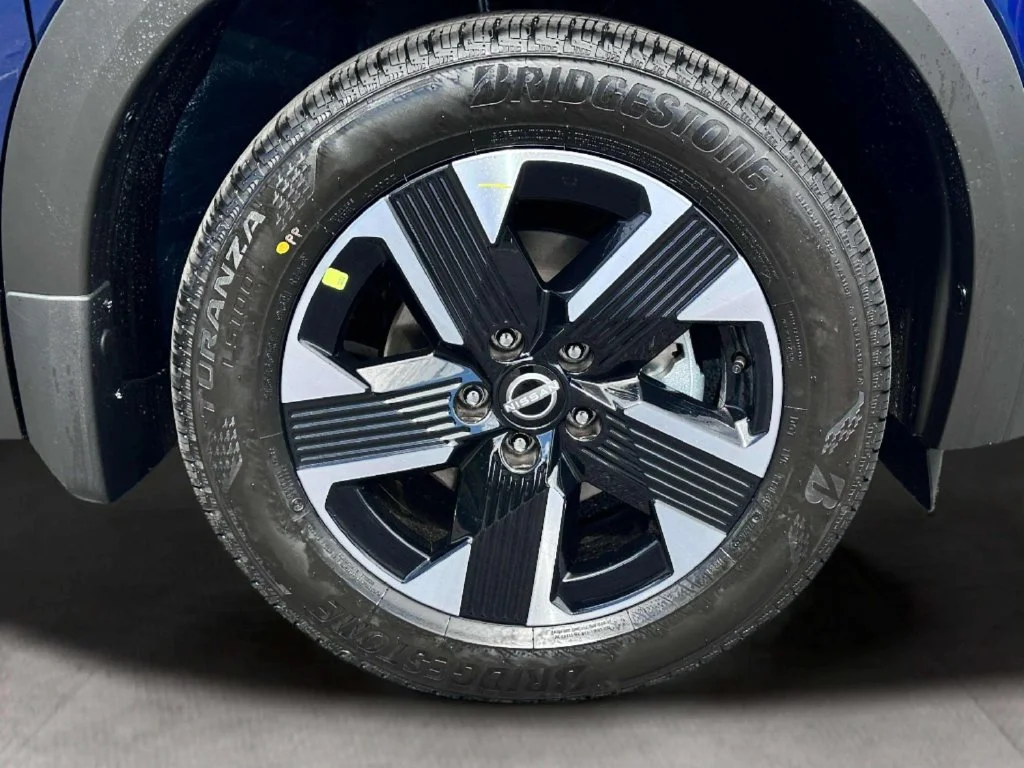 New 2027 Deep Blue Pearl Nissan SV image 10