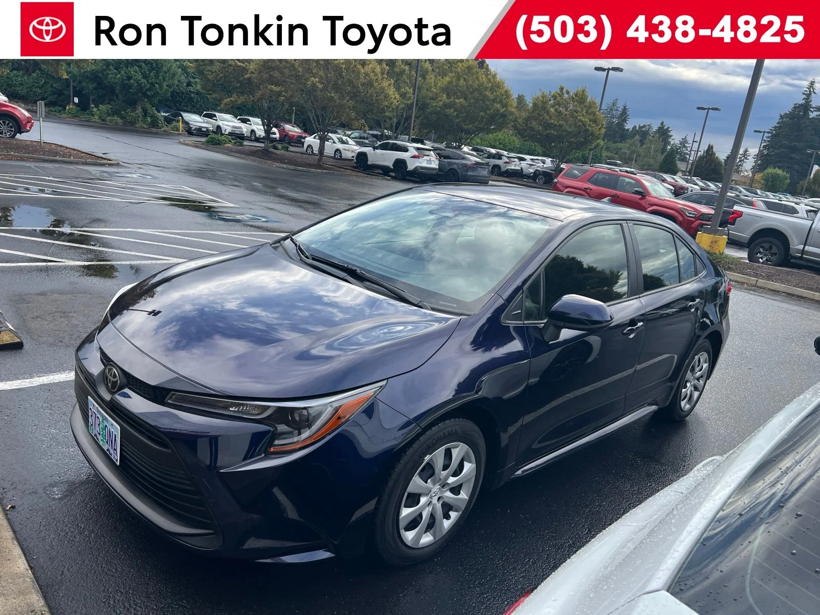 Used 2023  Toyota LE image 1