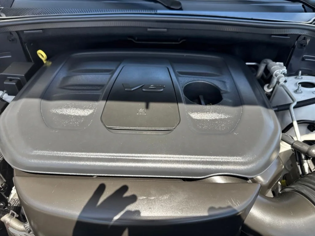 Used 2018 Bright White Clearcoat Jeep Laredo E image 32