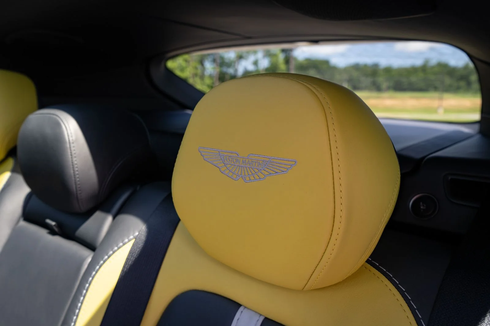 Used 2023 Silver Aston Martin 707 image 46