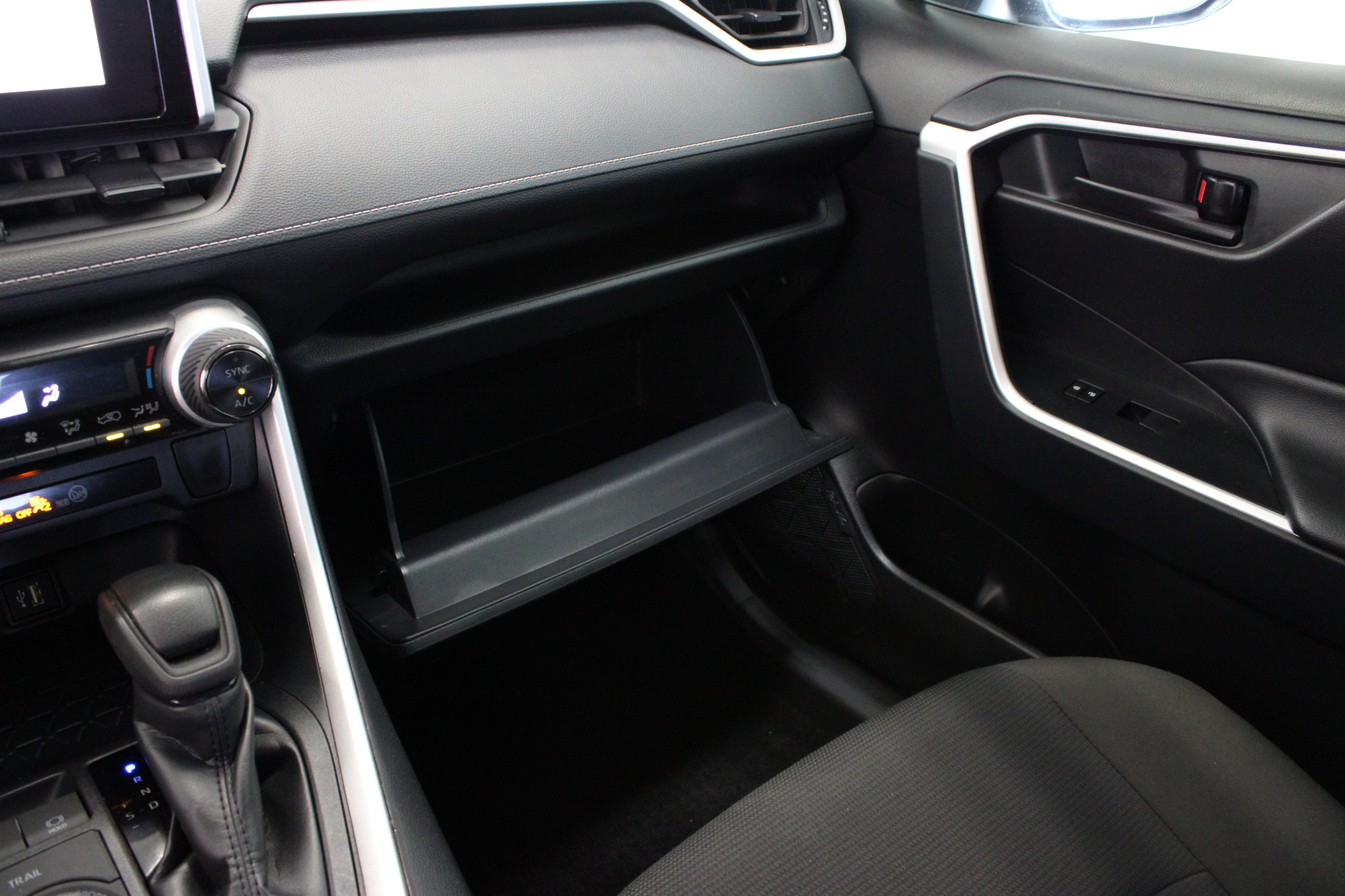 Used 2025 Gray Toyota Hybrid LE image 20