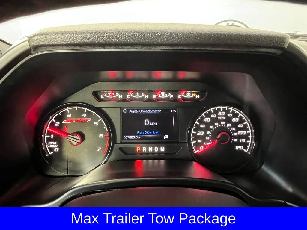 Used 2018 Red Ford XLT image 4