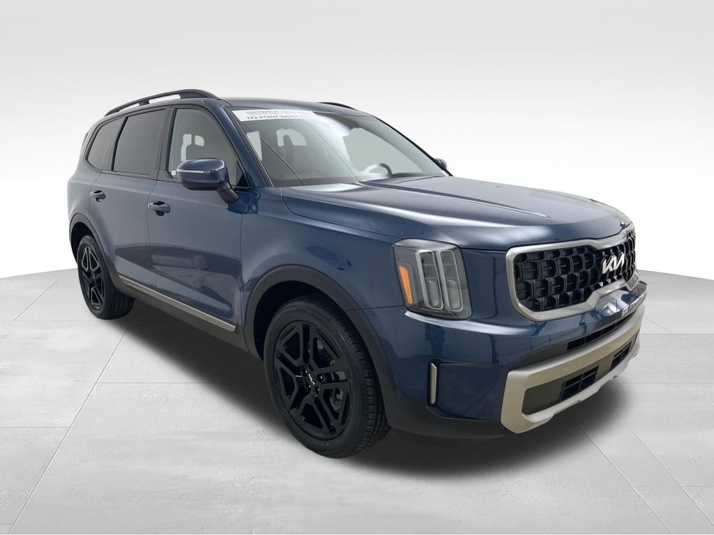 Used 2023 Black Kia EX X-Line image 7