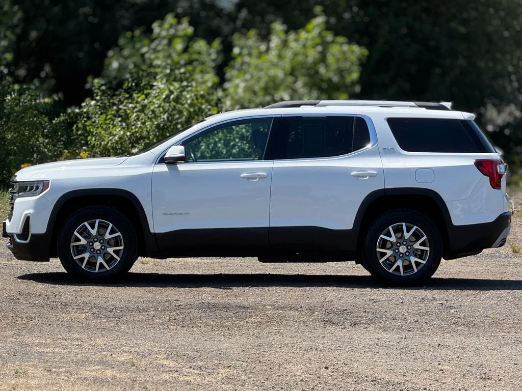 Used 2023 Summit White GMC SLT image 4