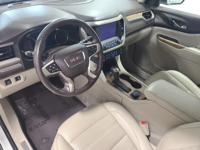 Used 2019 White Frost Tricoat GMC Denali image 20