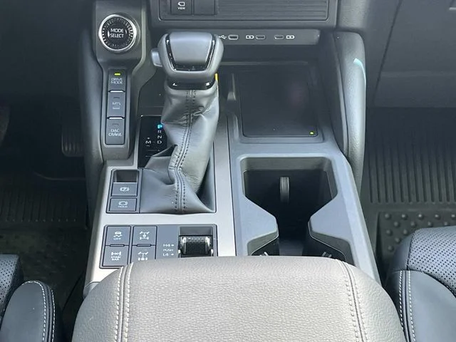 Used 2025 Black Toyota Base image 17