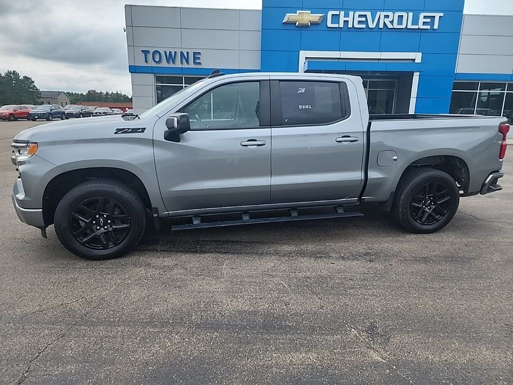 Used 2023 Gray Chevrolet RST image 4