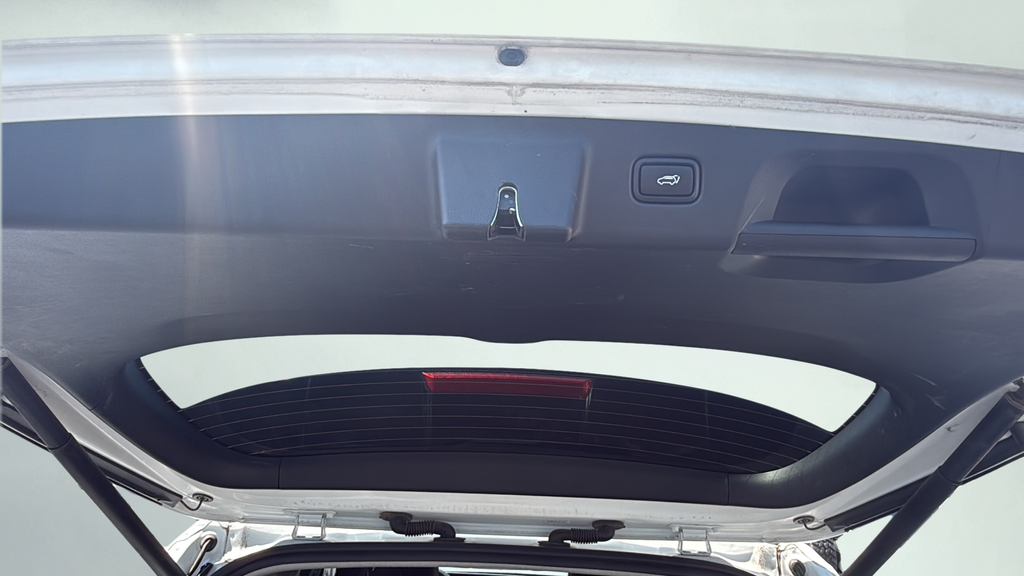 Used 2024 White Hyundai Limited image 32
