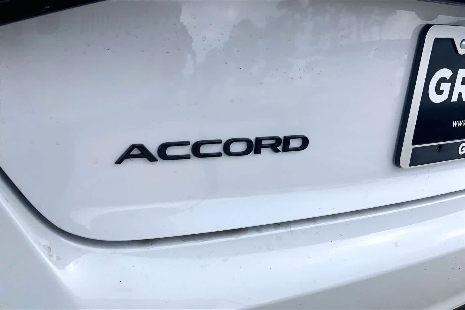 New 2026 Platinum White Pearl Honda Sport Hybrid image 15