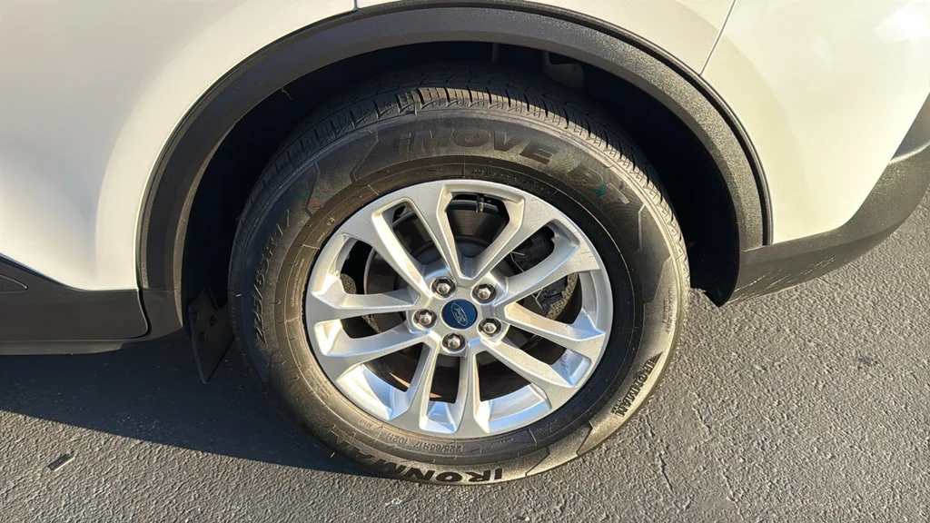 Certified Used 2020 White Ford SE image 8