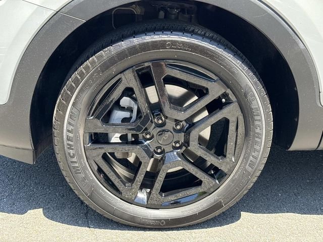 Used 2025 Gray Kia SX-Prestige X-Line image 12