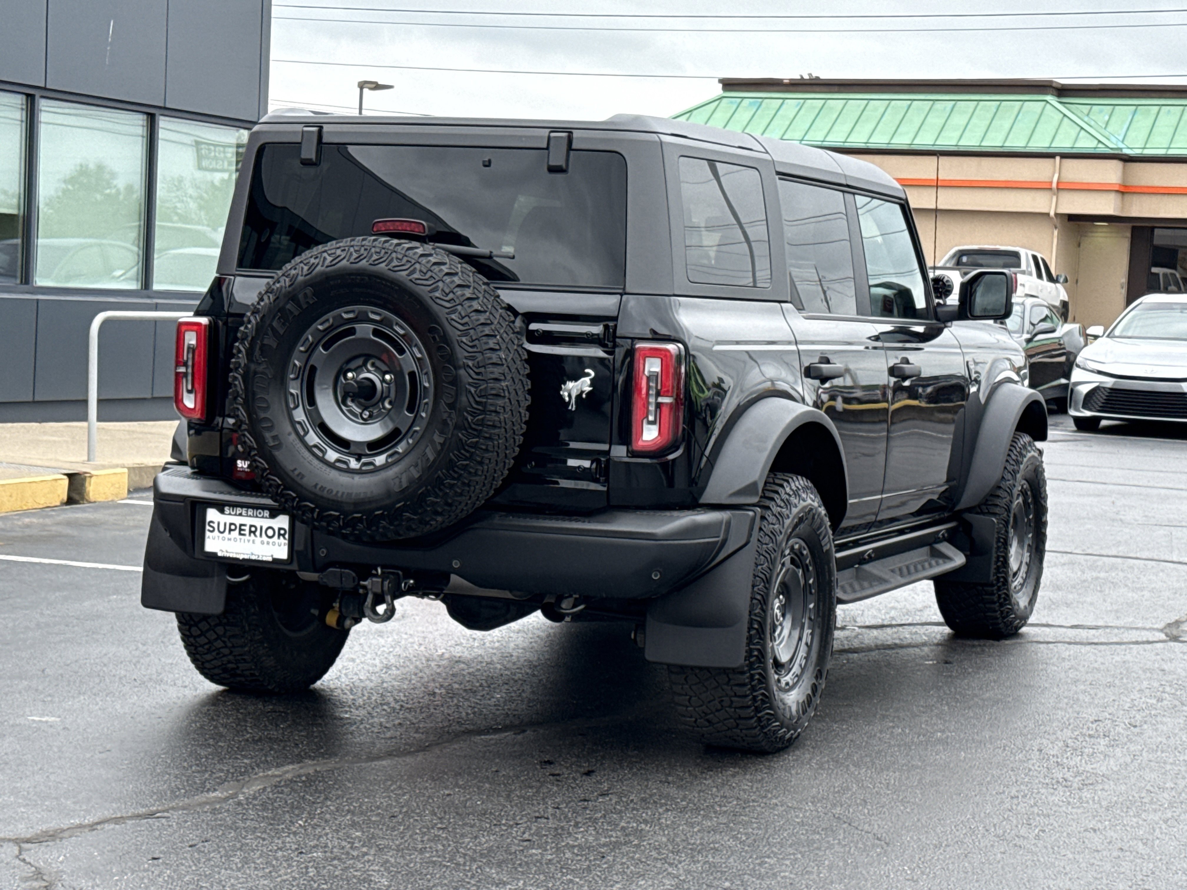 Used 2024 Shadow Black Ford Badlands 4WD image 3