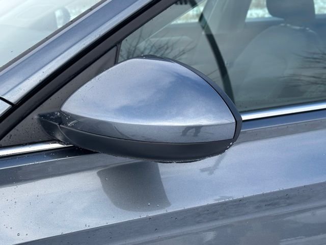 2025 Volkswagen Jetta SE - Photo 11