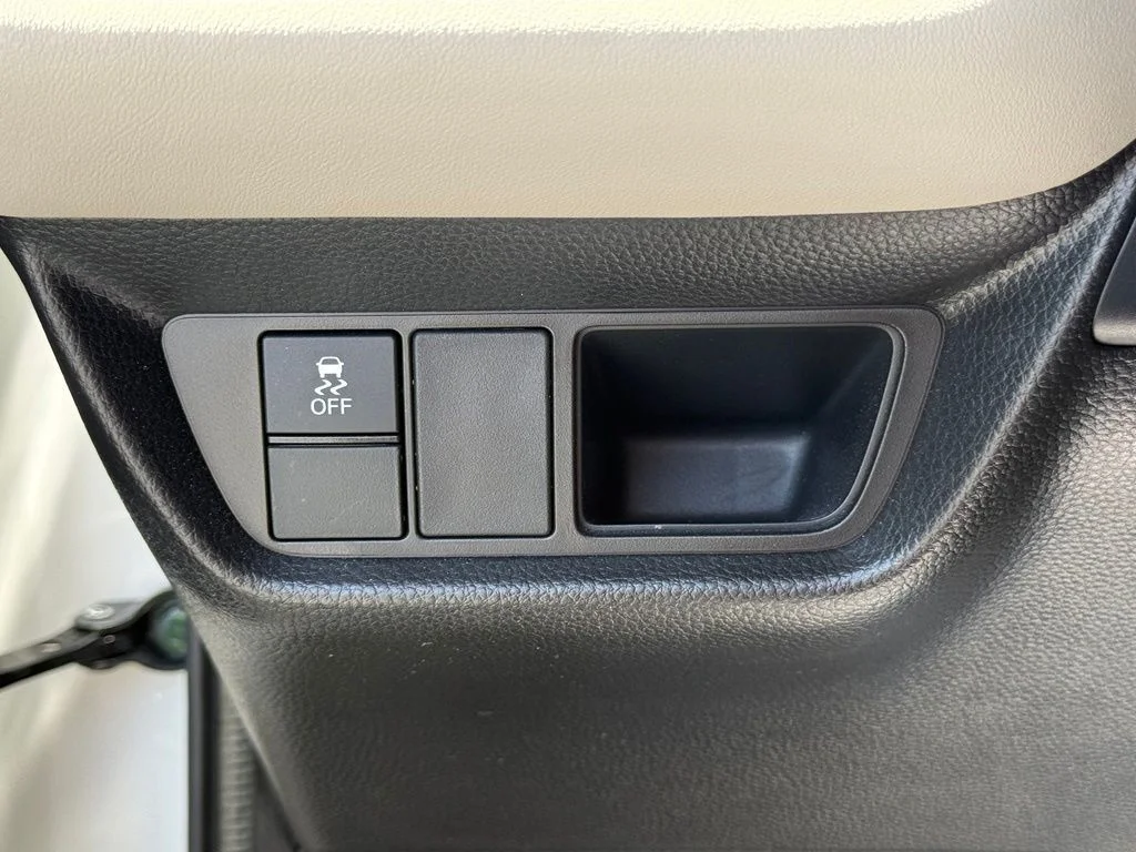 2025 Honda HR-V LX - Photo 26
