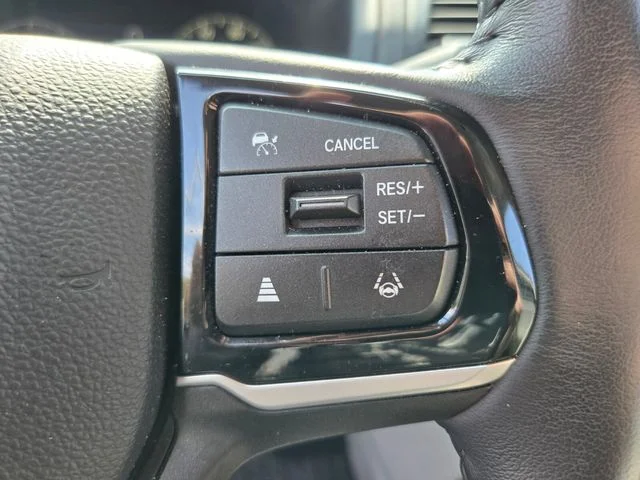 Used 2025 Gray Honda EX-L image 34