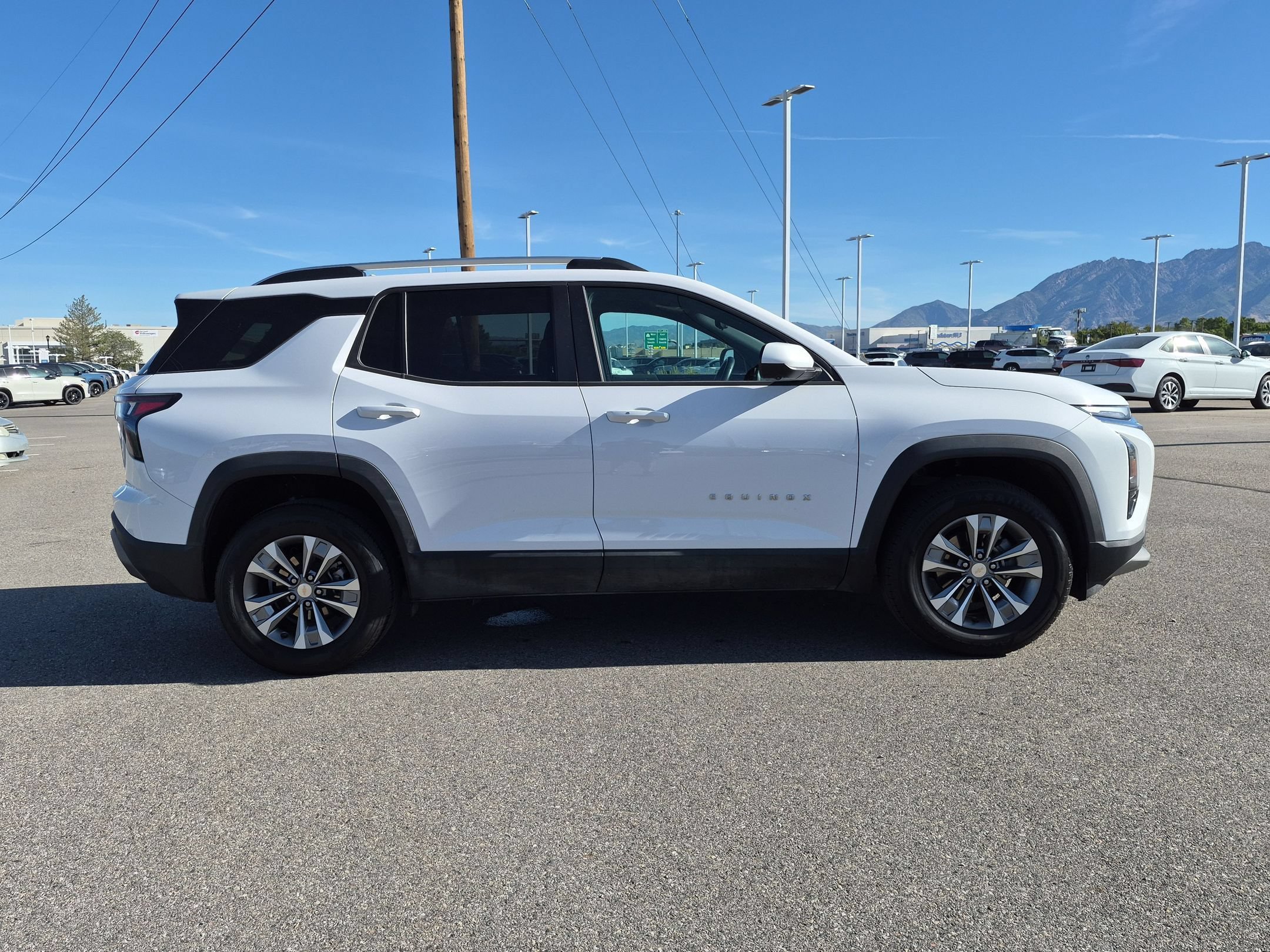Used 2025 Summit White Chevrolet AWD LT image 2