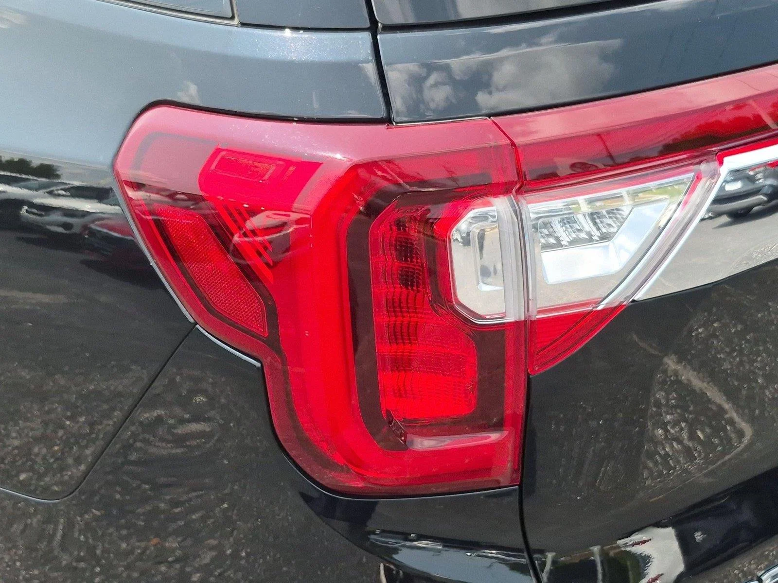 Used 2023 Ebony Twilight Metallic GMC Denali image 12