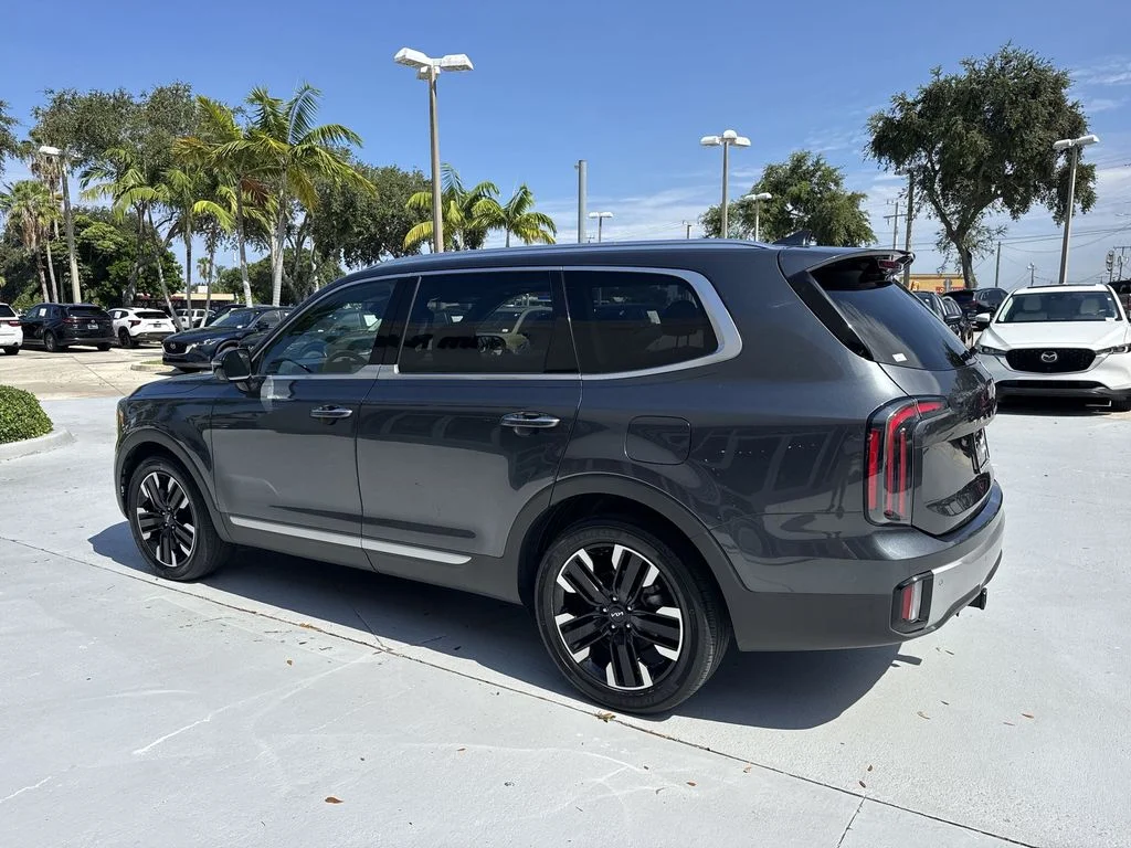 Used 2023 Gray Kia SX-Prestige image 28