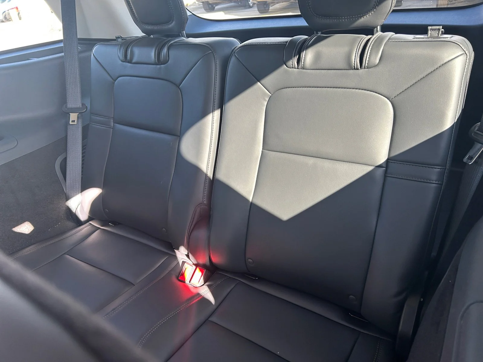 New 2026 Red Carpet Tinted Clearcoat Lincoln Premiere image 19