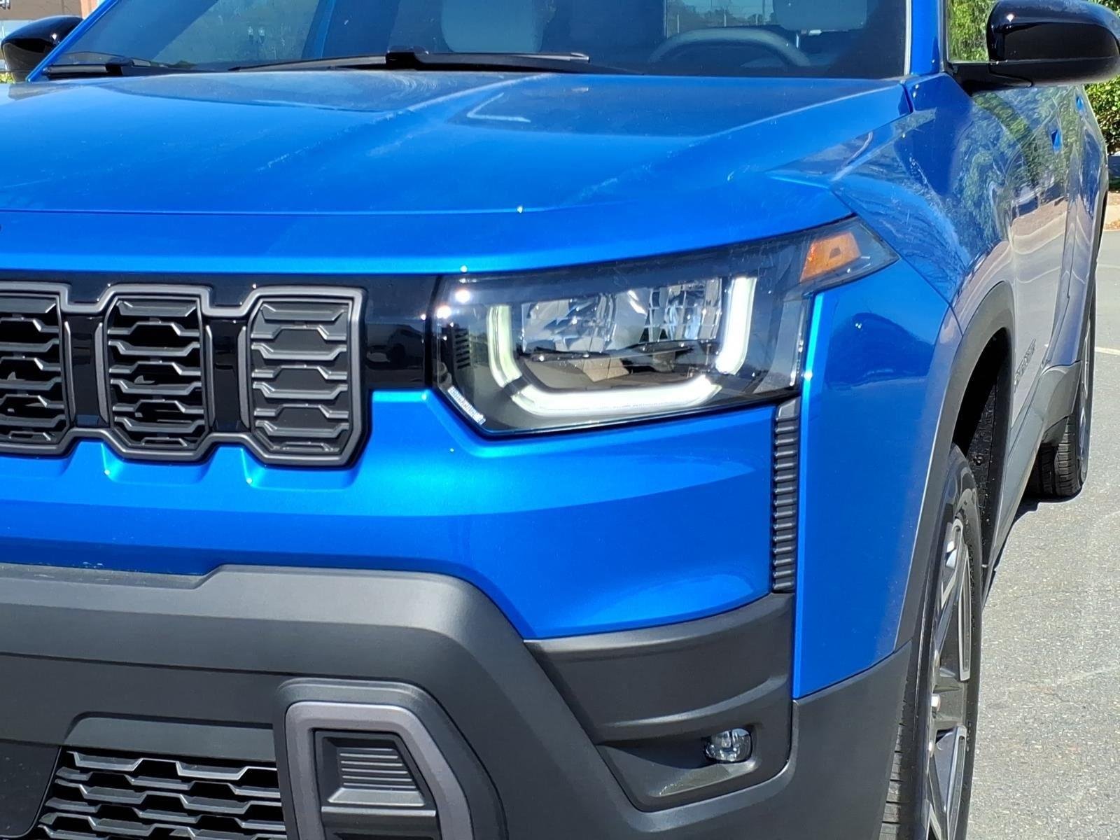 New 2026 Hydro Blue Pearl-Coat Exterior Paint Jeep  image 14