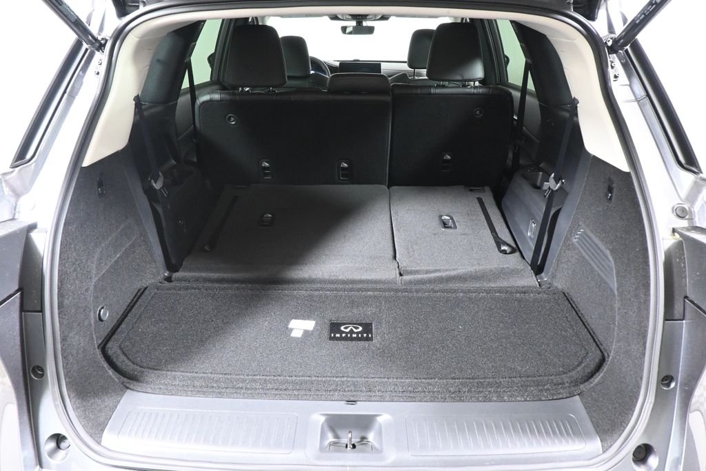 New 2027 GRAPHITE SHADOW INFINITI Luxe AWD image 41