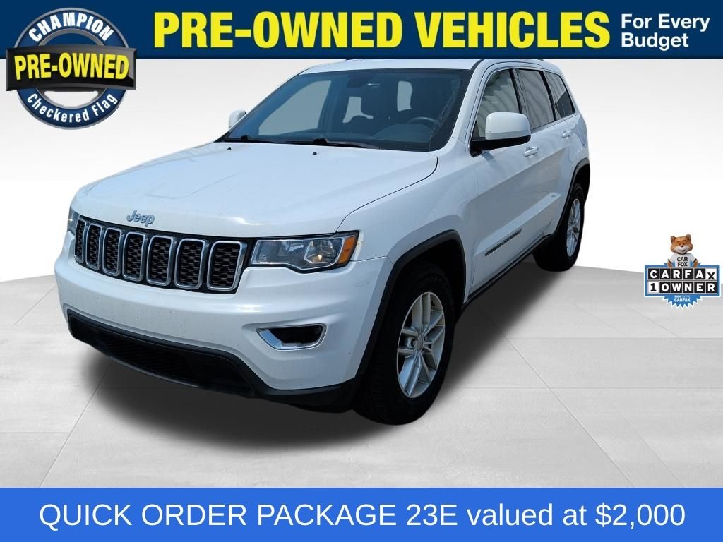 Used 2017 White Jeep Laredo image 1