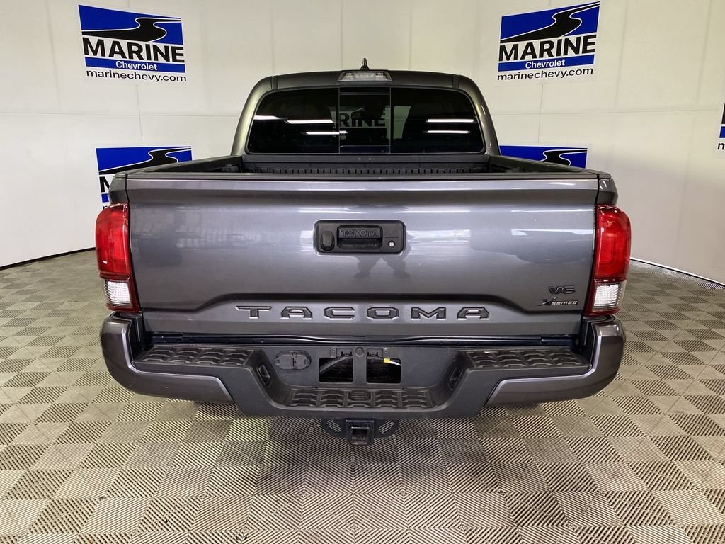 Used 2022 Gray Toyota SR5 V6 image 17