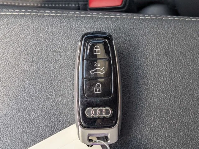 Used 2019 Silver Audi 2.0T Premium image 31