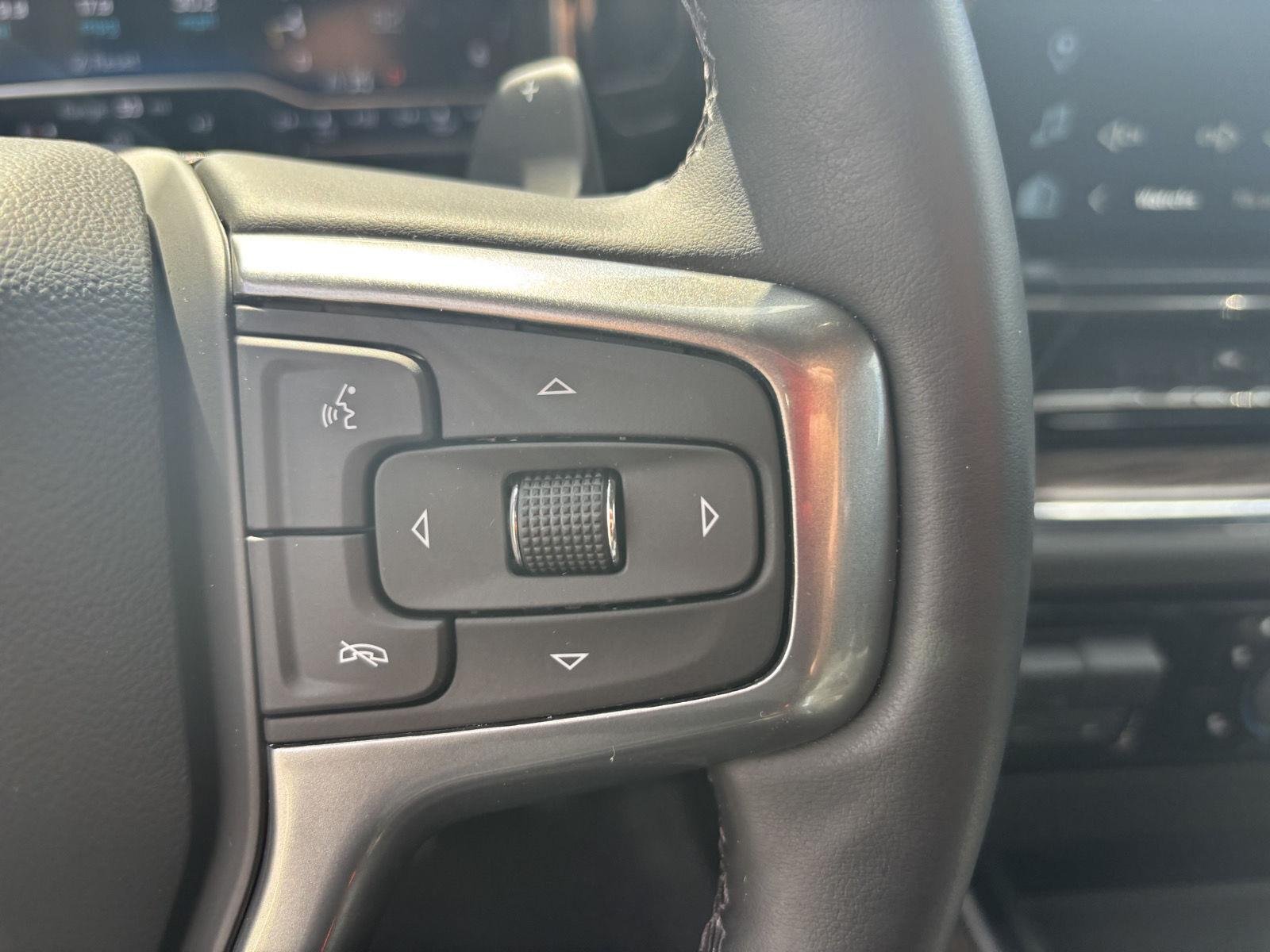 Used 2024 Lakeshore Blue Metallic Chevrolet RST image 21