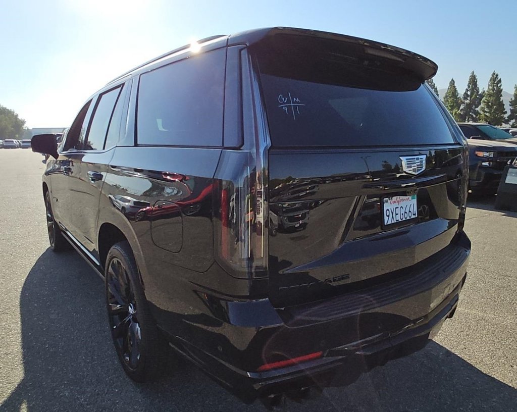 Used 2026 Black Raven Cadillac V-Series image 6