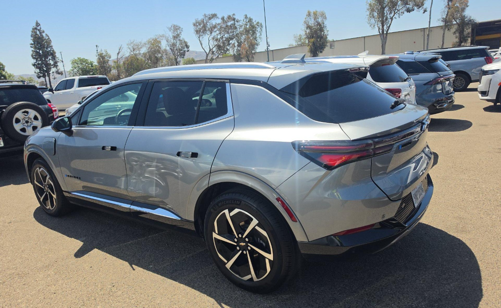 Used 2024 Chevrolet Equinox EV LT with VIN 3GN7DLRP9RS279790 for sale in Oxnard, CA
