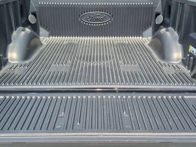 Used 2023 Black Metallic Ford XLT image 7