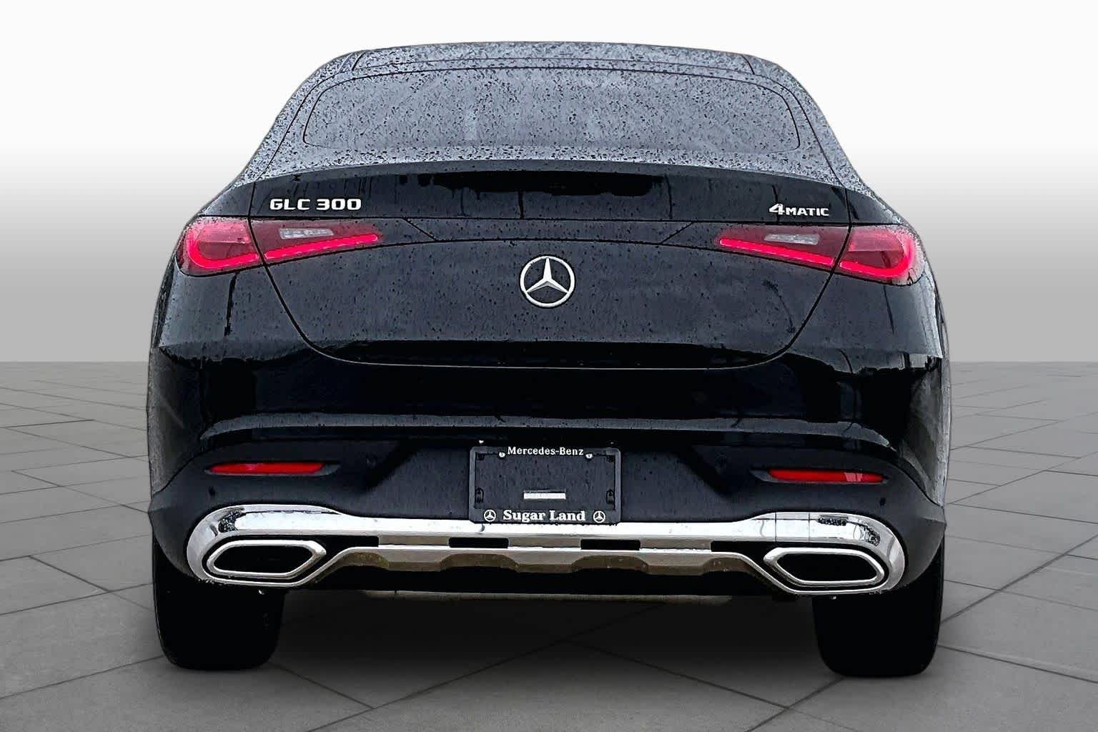 Used 2026 Black Mercedes-Benz GLC 300 image 5