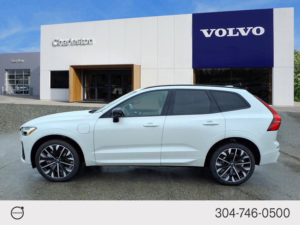 New 2026 Crystal White Metallic Volvo Ultra image 6
