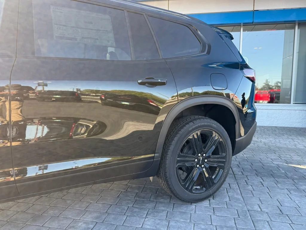 New 2026 Ebony Twilight Metallic GMC Elevation image 6
