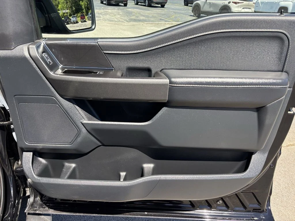 Used 2022 Black Ford XLT image 20