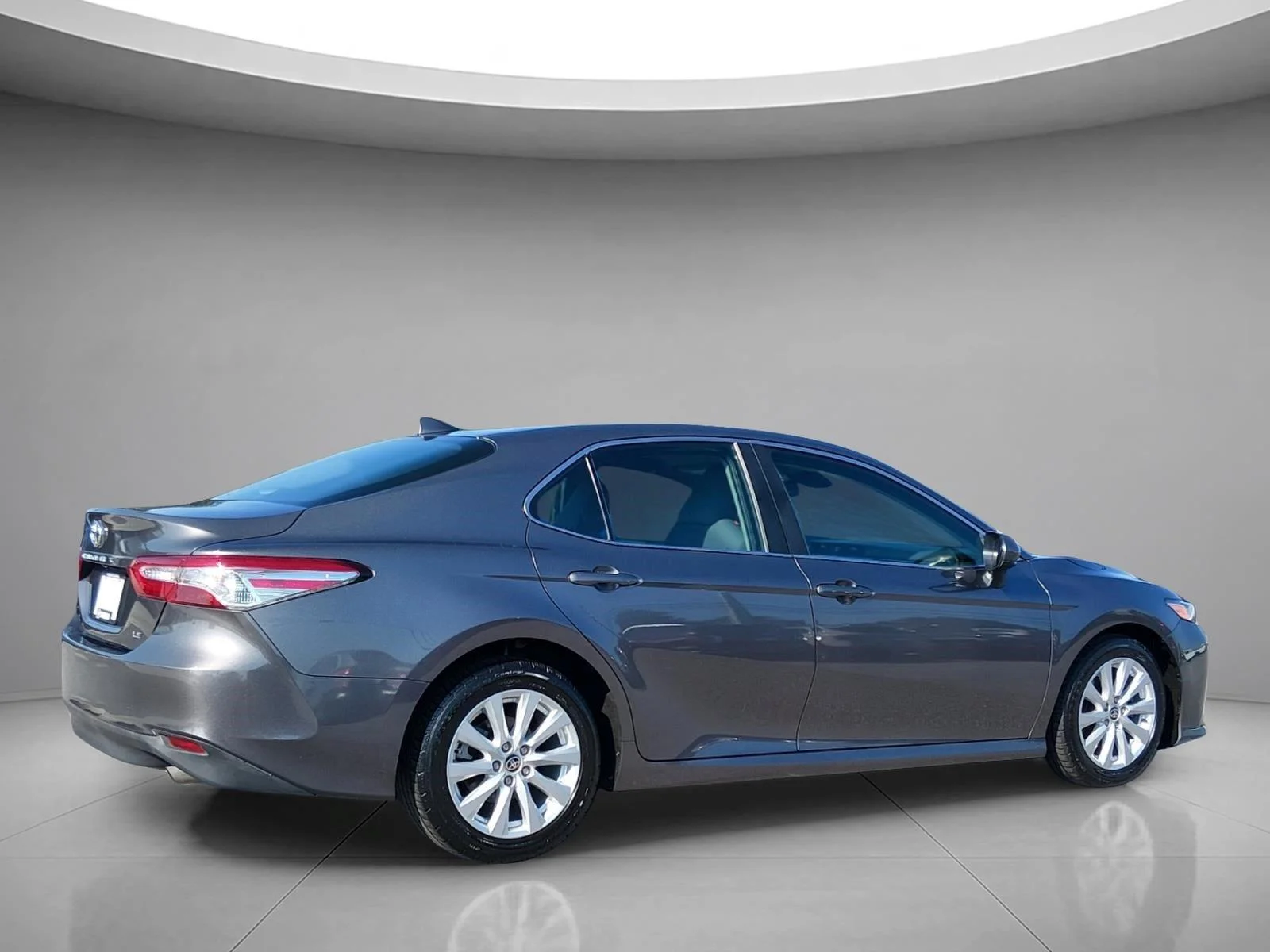 Used 2020 Predawn Gray Mica Toyota LE image 5