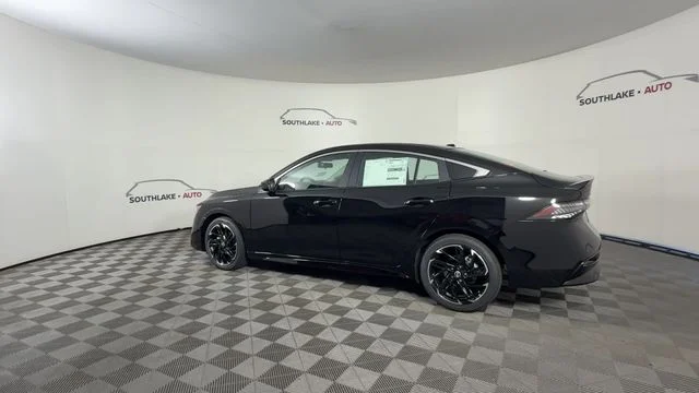 New 2027 Super Black Nissan SR image 6