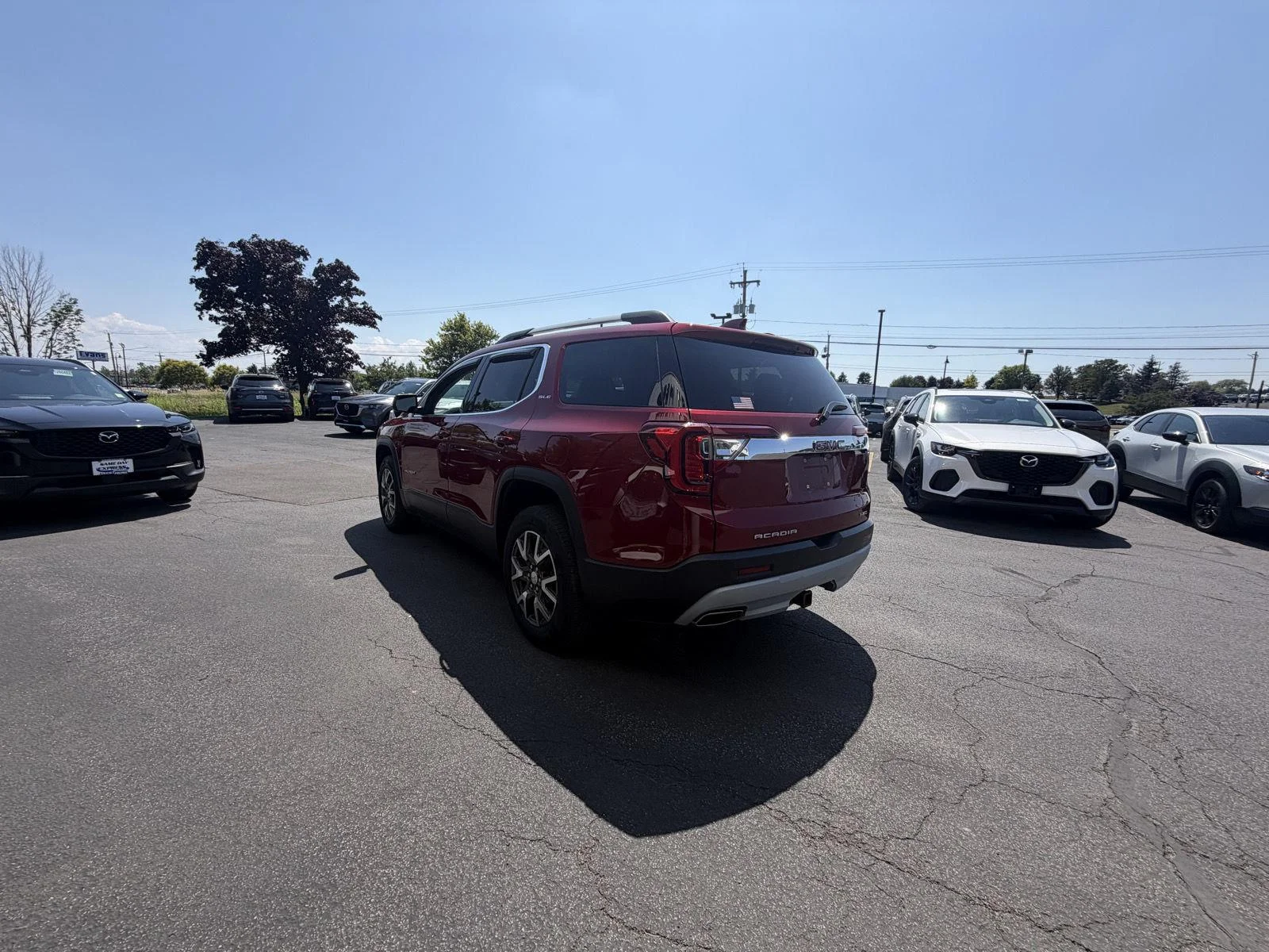 Used 2020 Red Quartz Tintcoat GMC SLE image 5