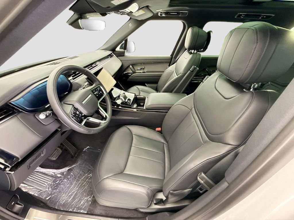 New 2026 Fuji White LAND ROVER SE image 18