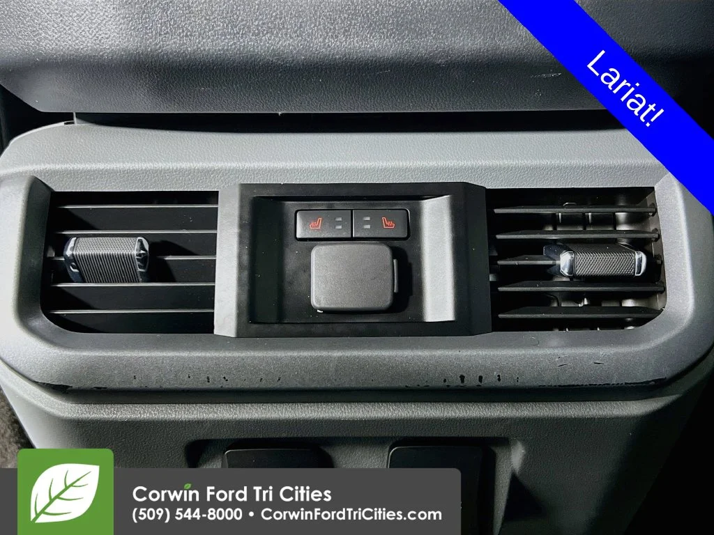 Used 2022 Atlas Blue Metallic Ford Lariat image 29