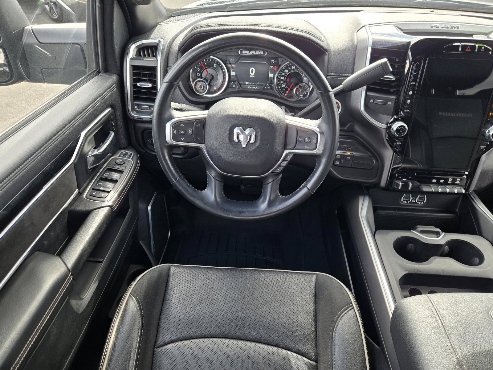 Used 2023 Diamond Black Crystal Pearlcoat Ram Laramie image 13
