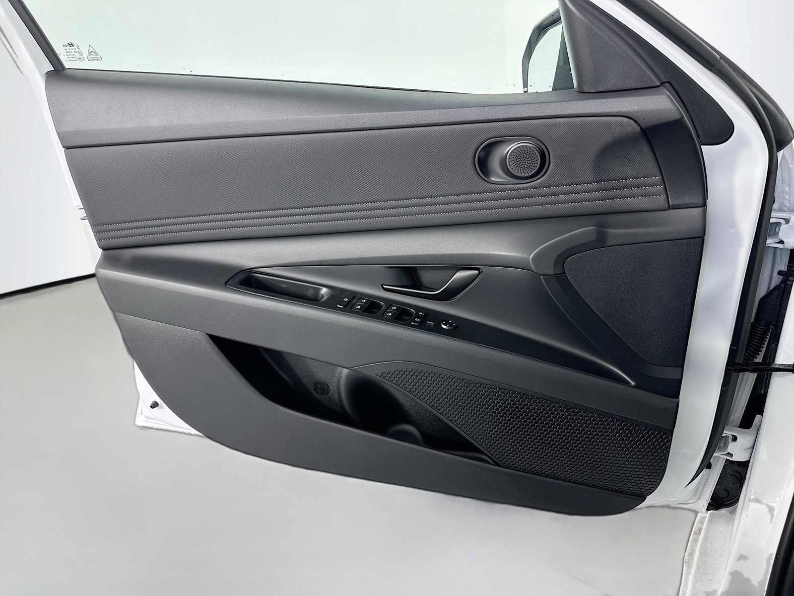 2026 Hyundai Elantra SEL Sport - Photo 23