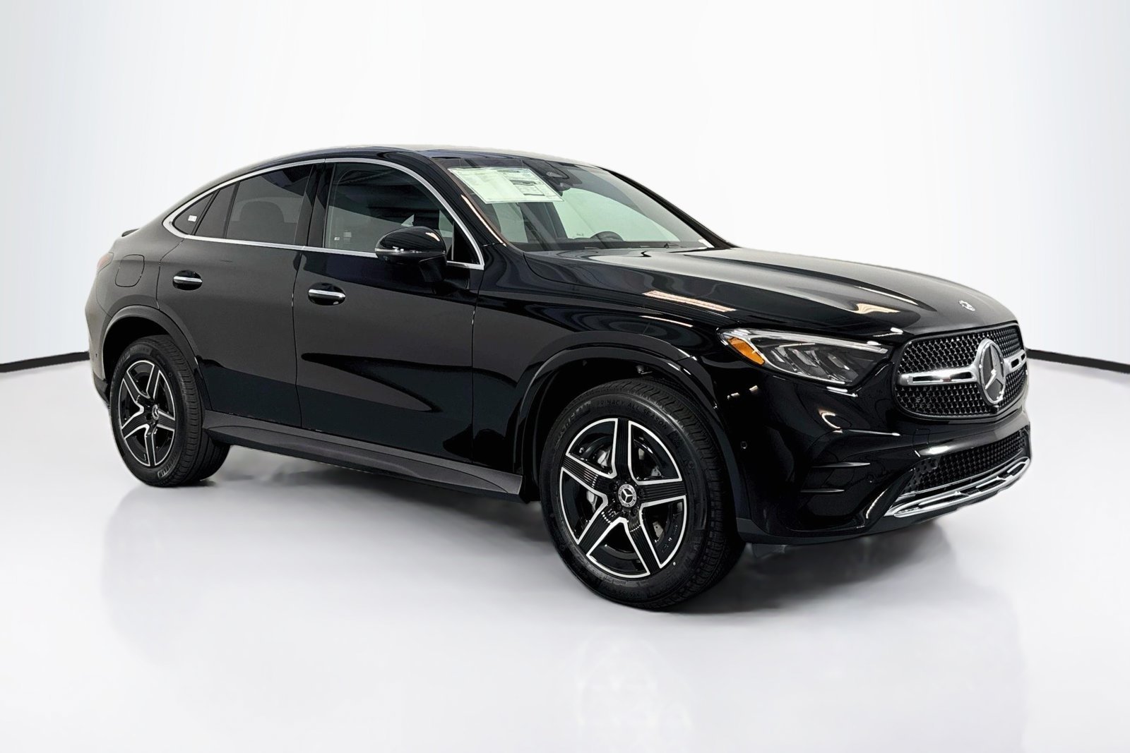 New 2027 Black Mercedes-Benz GLC 300 image 3