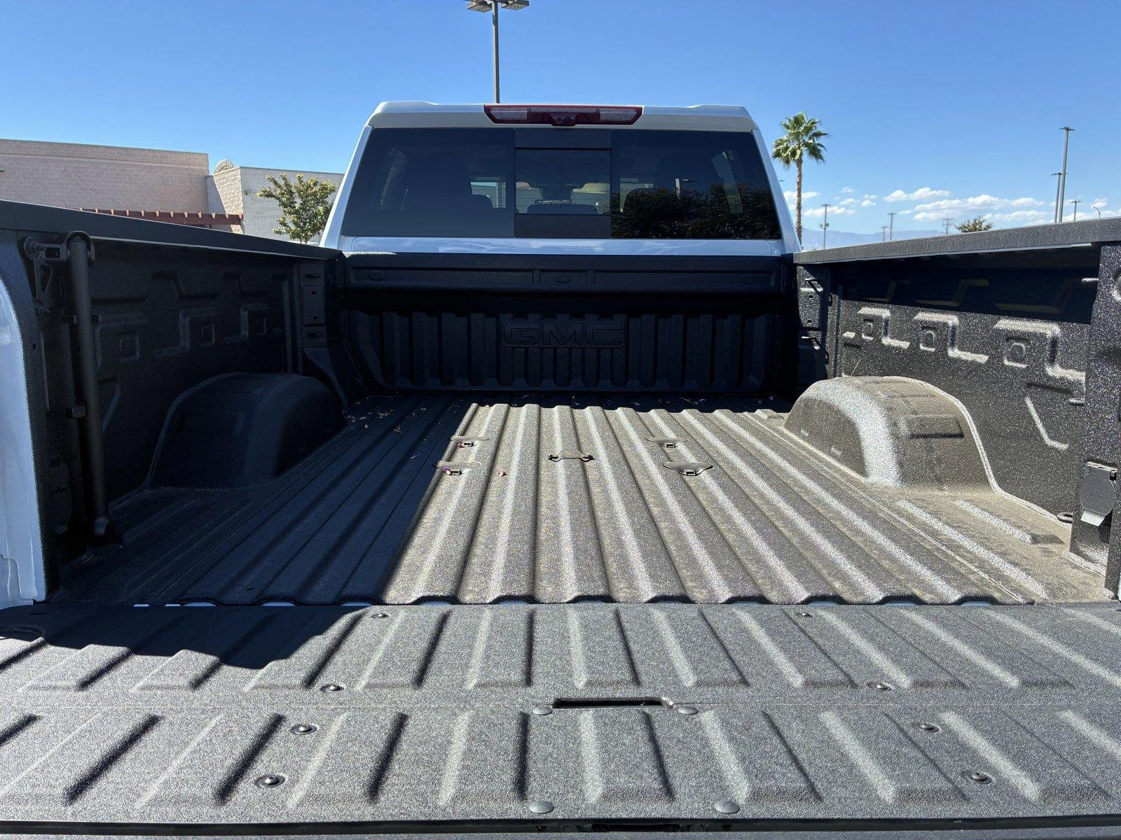 2026 GMC Sierra 2500HD Denali - Photo 14