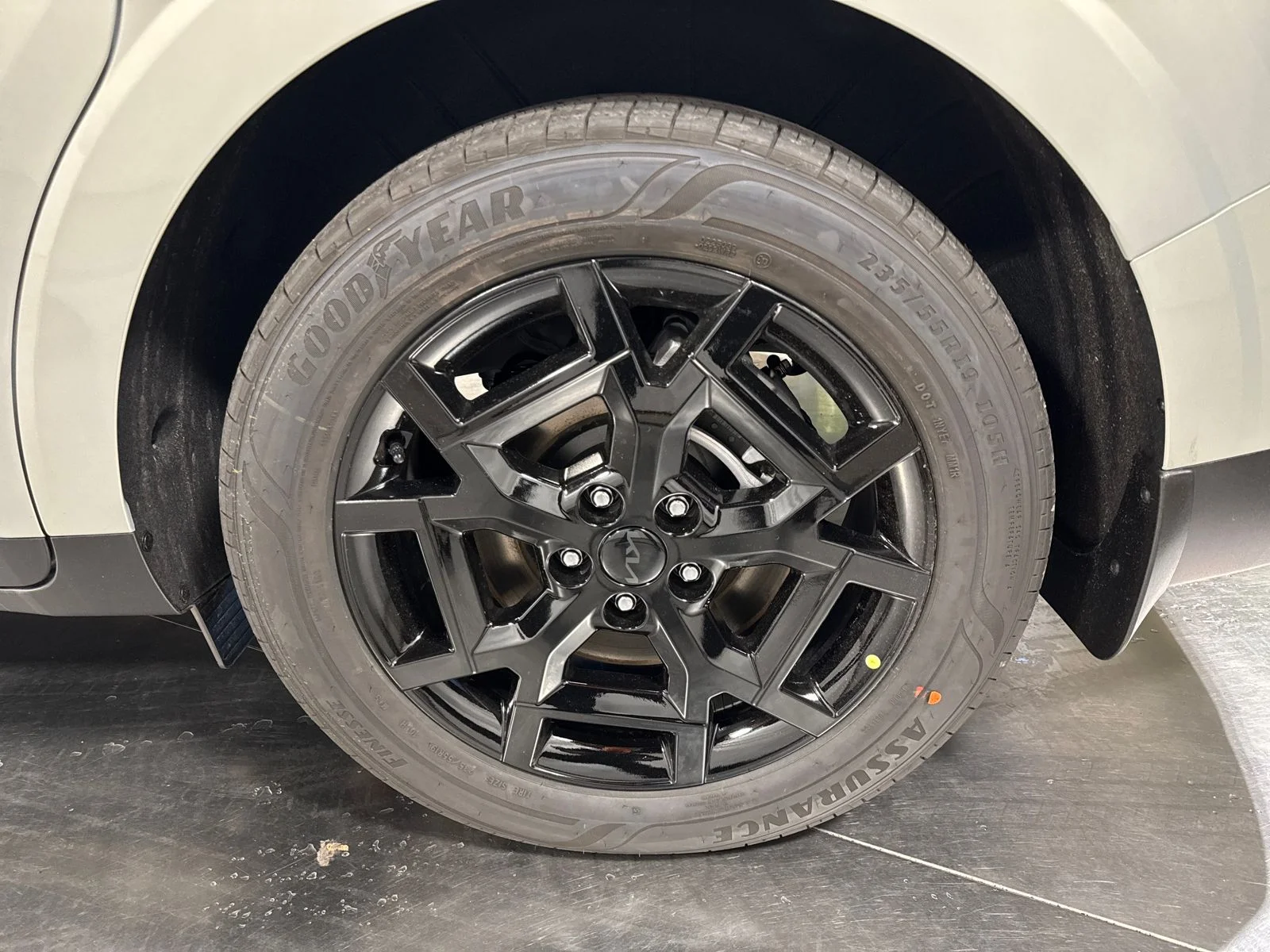 New 2026 Ivory Kia SX Prestige image 17
