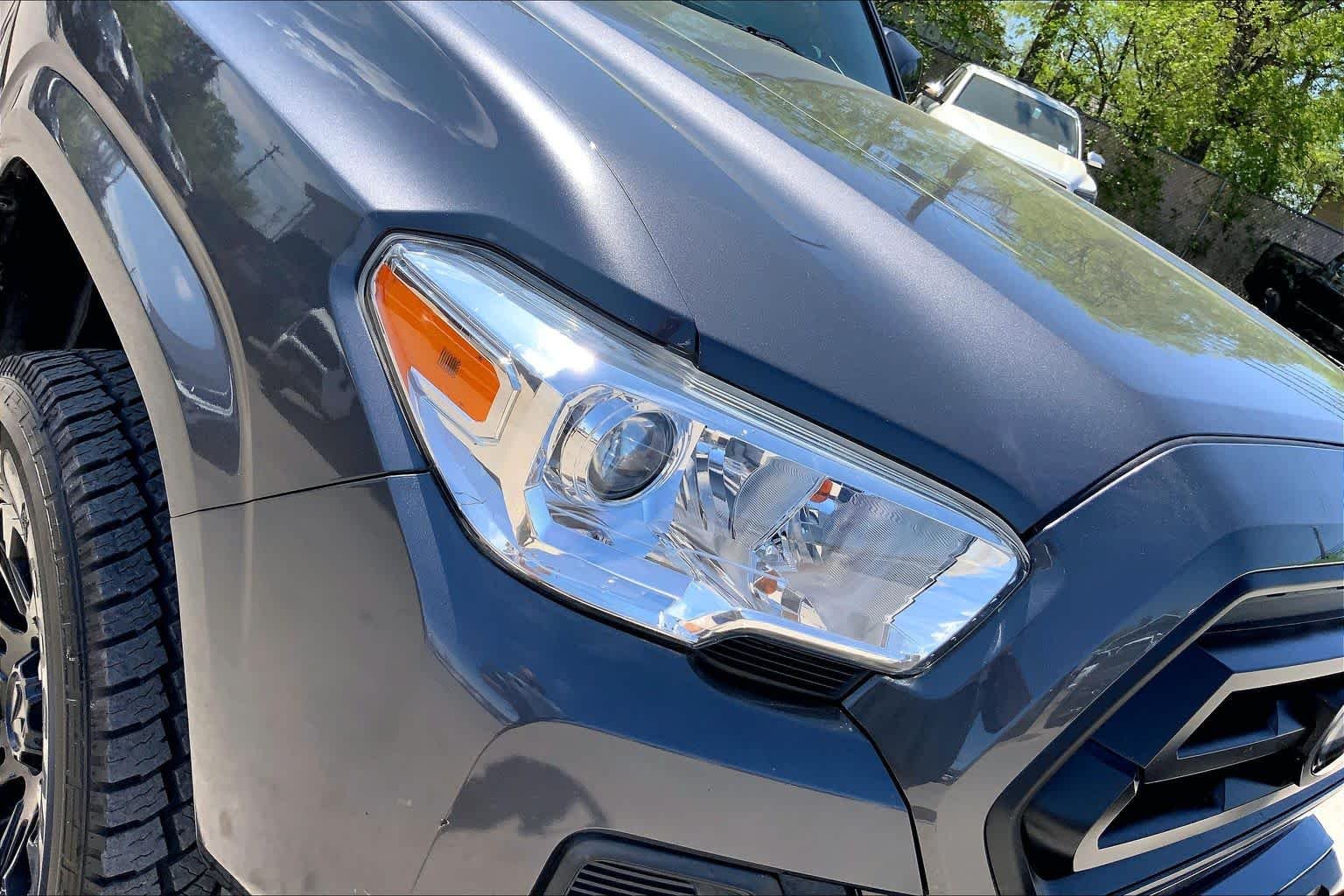 Used 2021 Magnetic Gray Metallic Toyota SR image 27