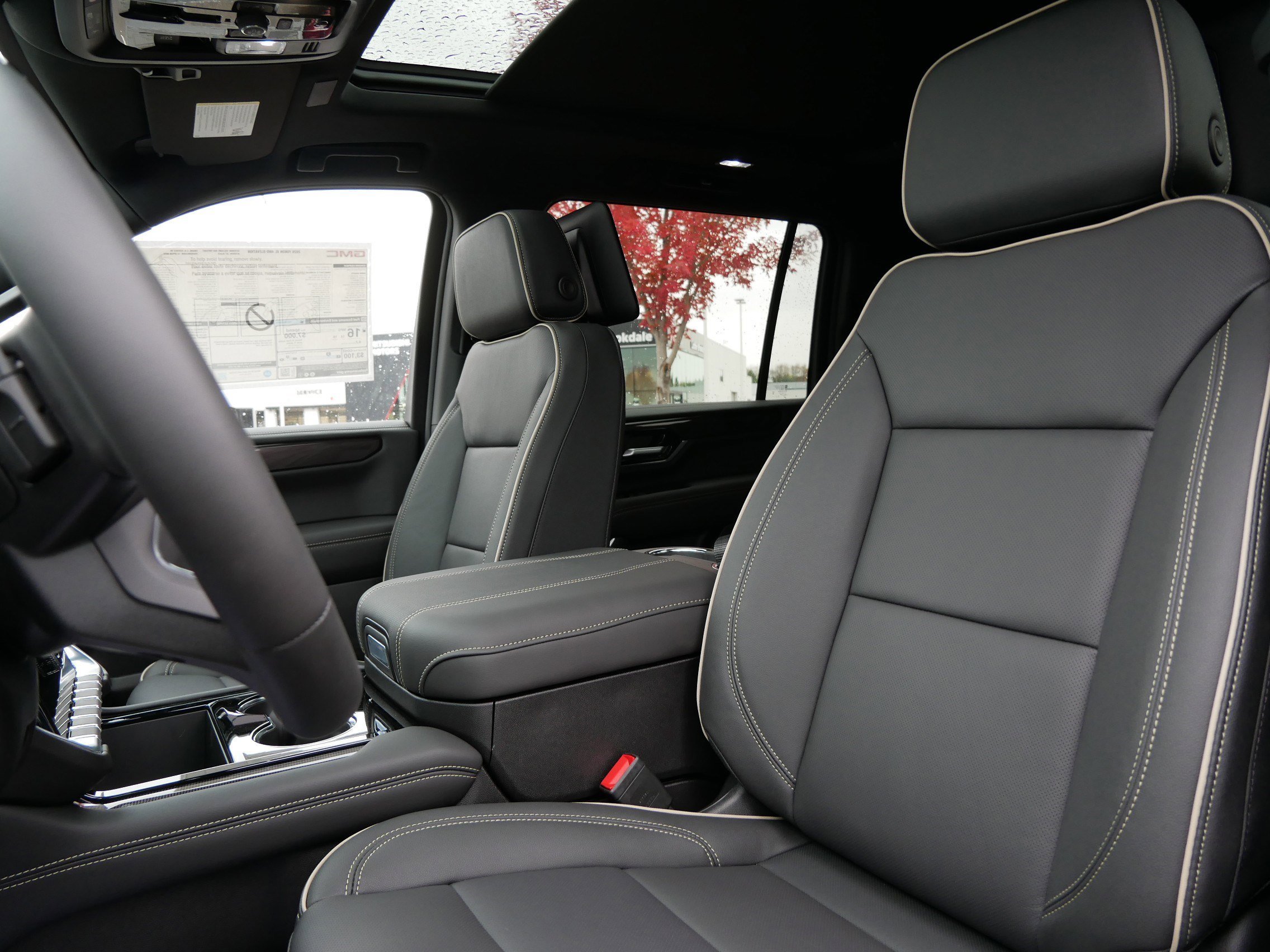 2026 GMC Yukon XL Elevation - Photo 4