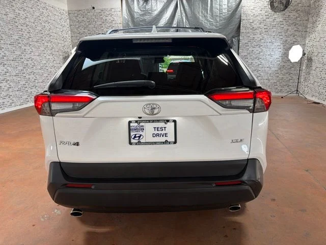 Used 2023 White Toyota XLE image 5